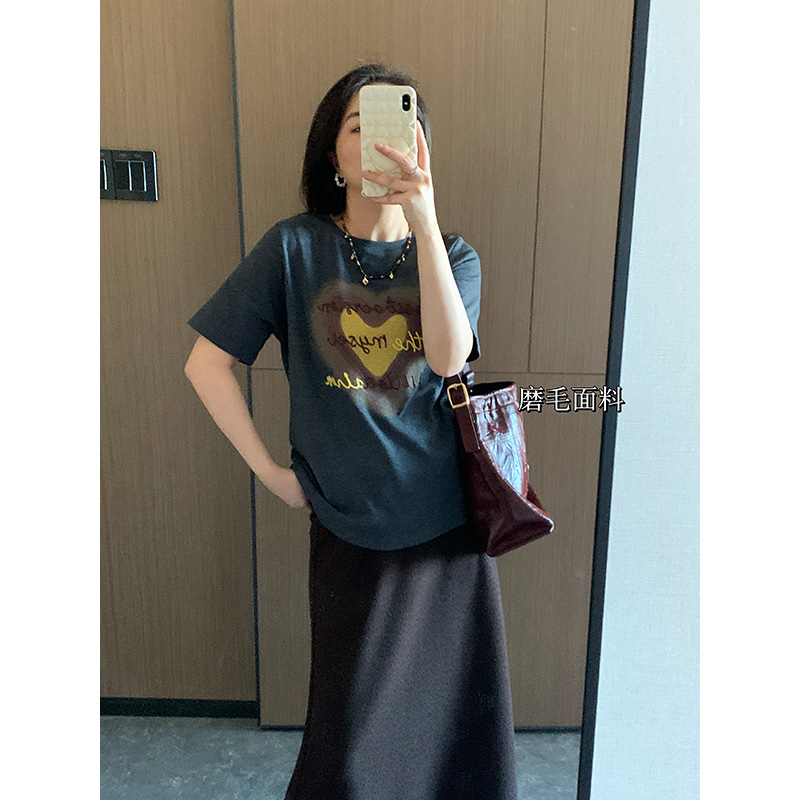 花总吖【心动信号】秋冬款韩系撞色爱心印花磨毛短袖T恤R425X22088