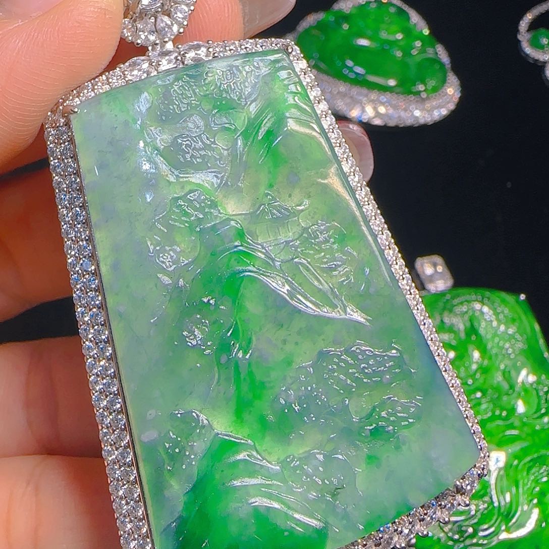 翡翠吊坠(赠链)银S925镶嵌