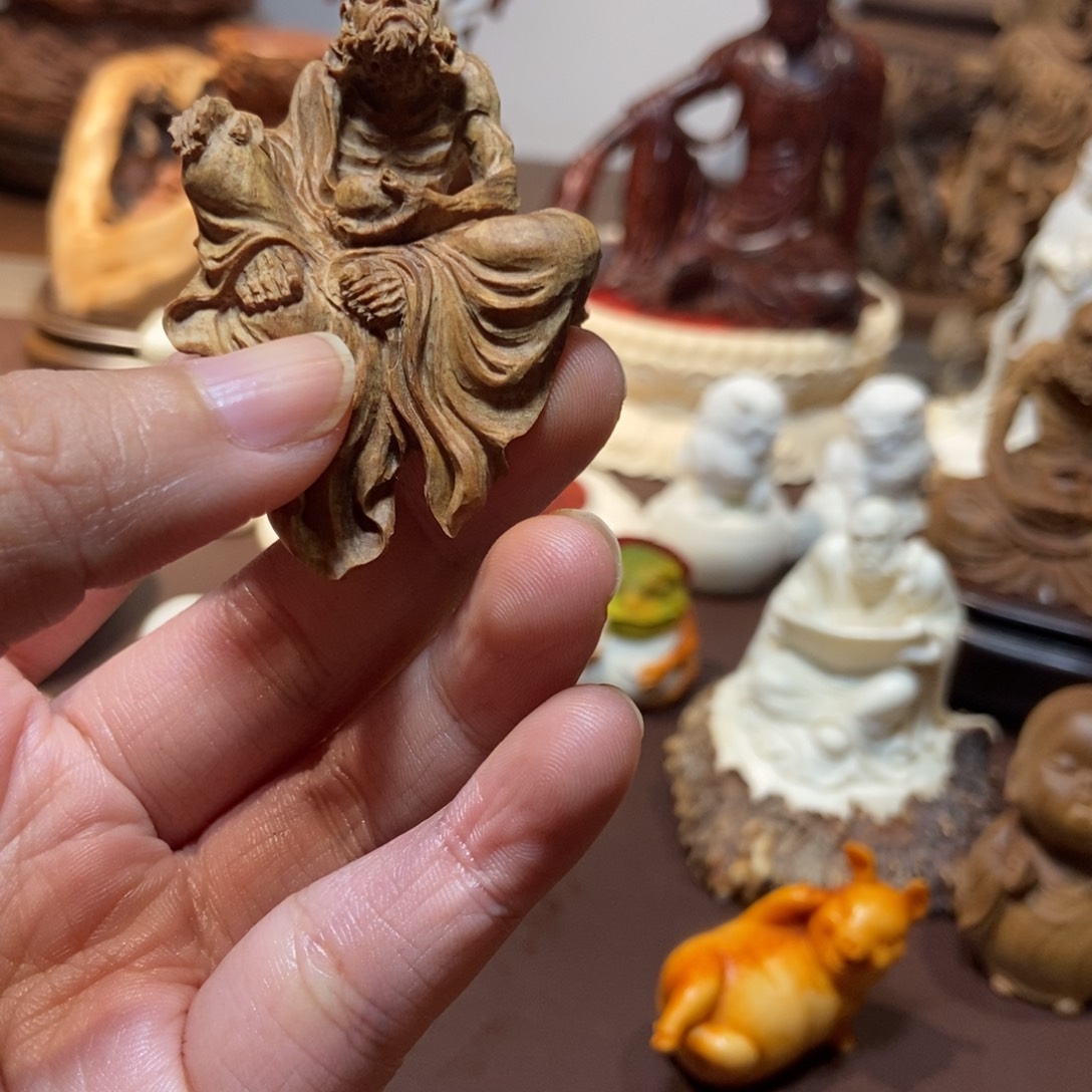 伯***尼檀香木檀香木工艺品摆件