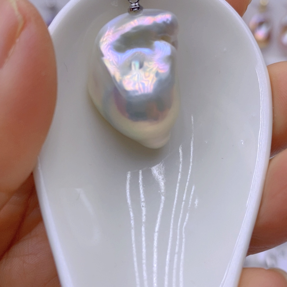 颈饰淡水珍珠未镶嵌