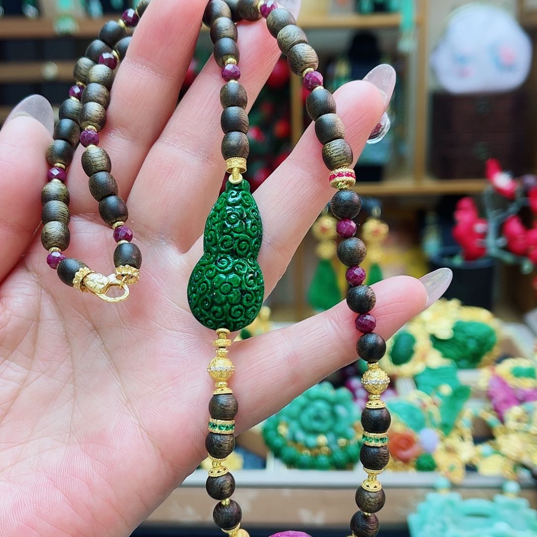 颈饰合金翡翠48小时鉴赏期