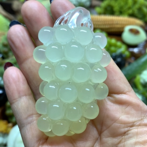 蛇纹石玉手把件未镶嵌