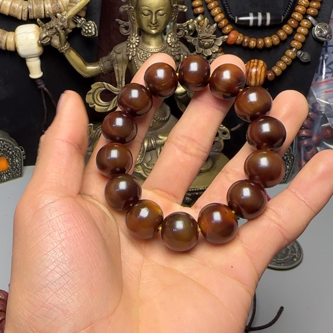 钱****格桑工艺坊直播间