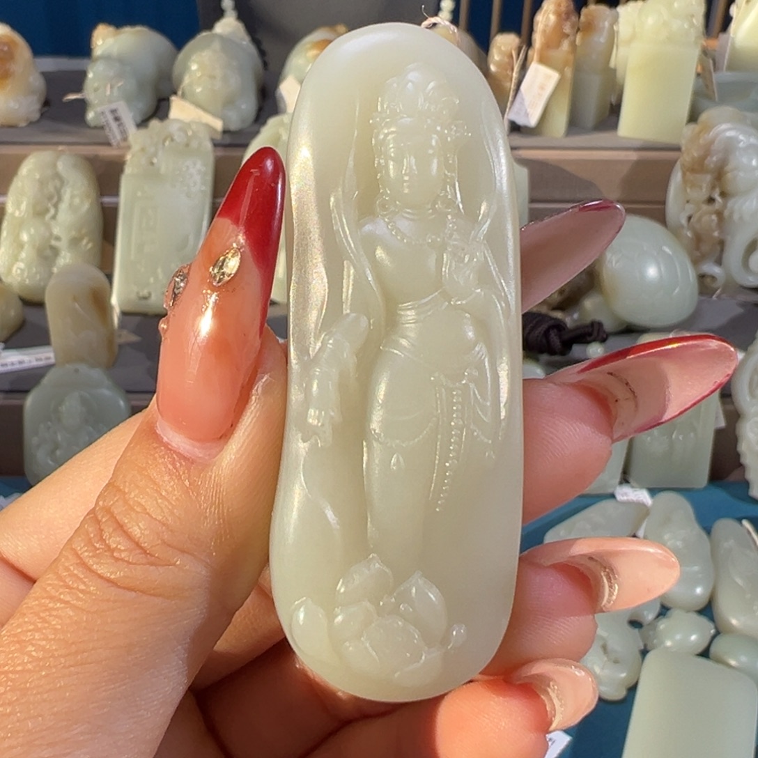 和田玉（糖玉）未镶嵌颈饰