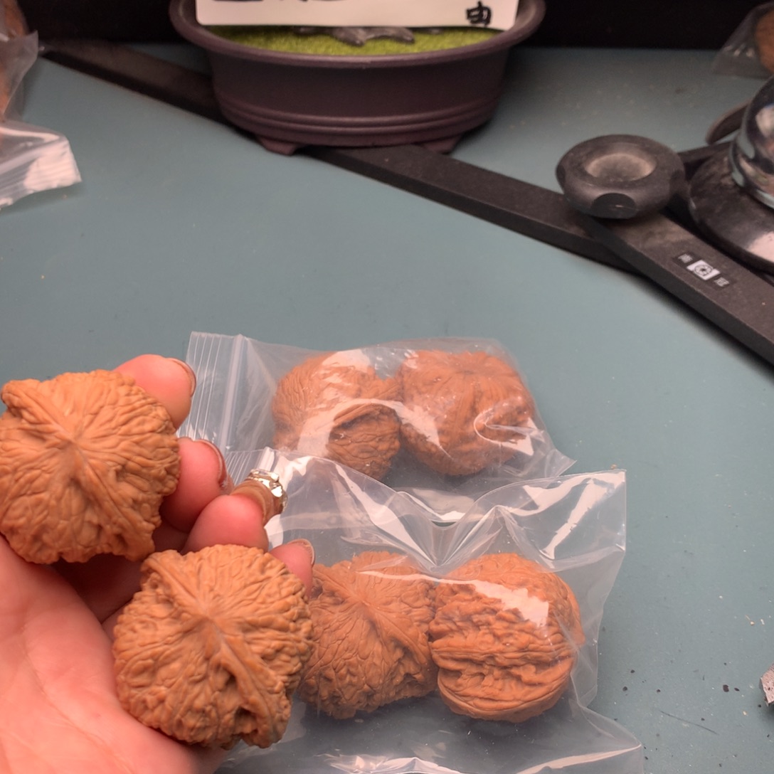 文玩核桃把件全品绣球4041