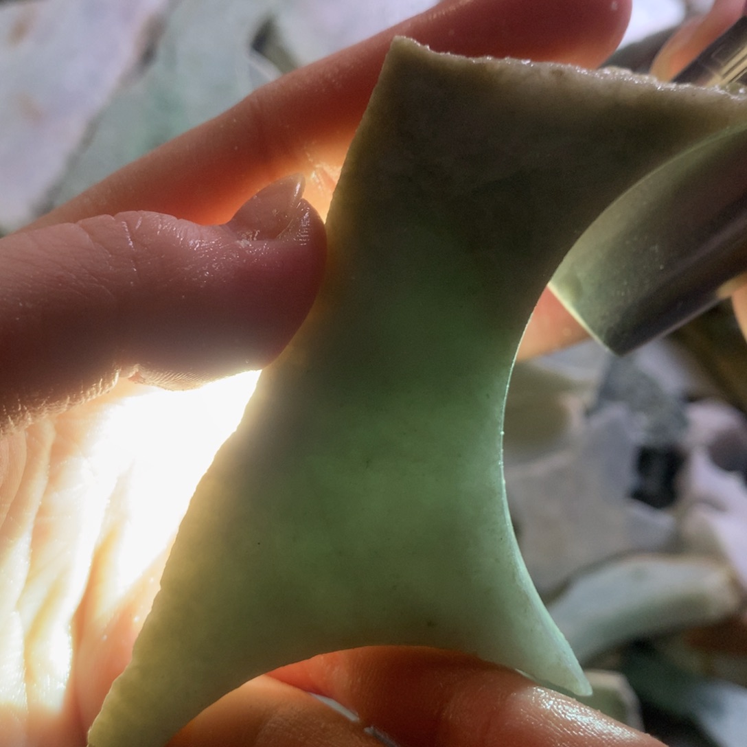 翡翠颈饰未镶嵌缅甸翡翠