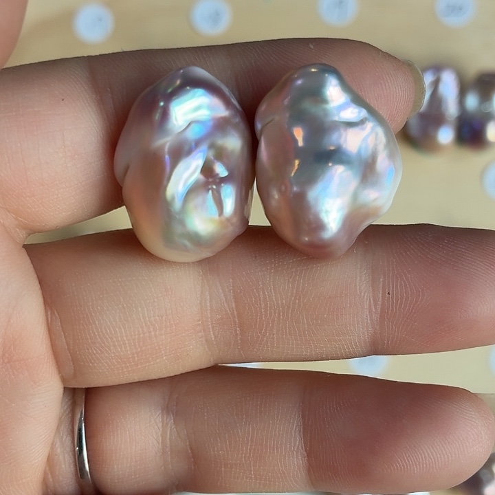 A***e淡水珍珠银S925镶嵌耳饰