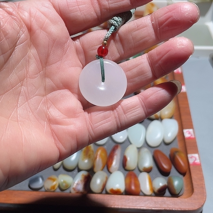 和田玉（糖玉）未镶嵌手链