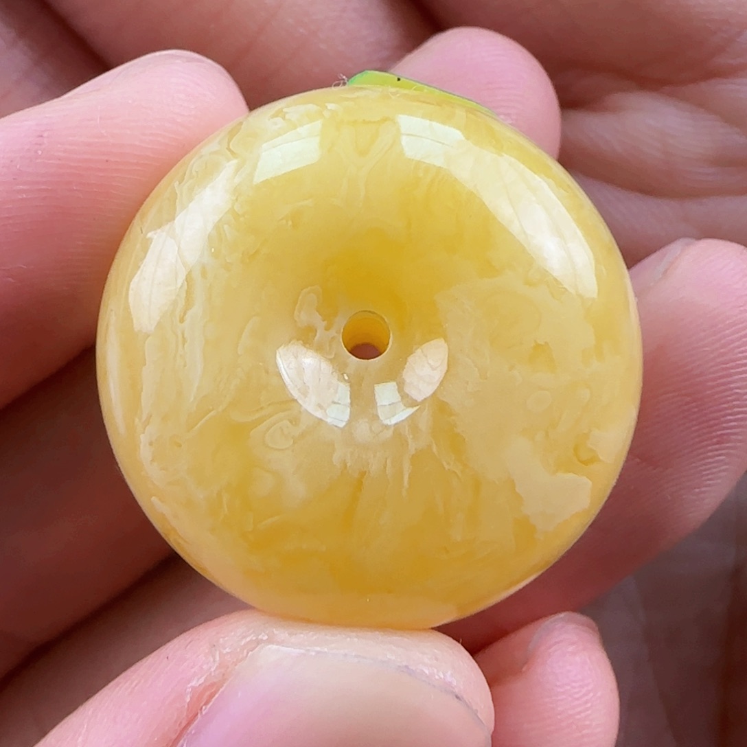 琥珀裸石未镶嵌蜜蜡