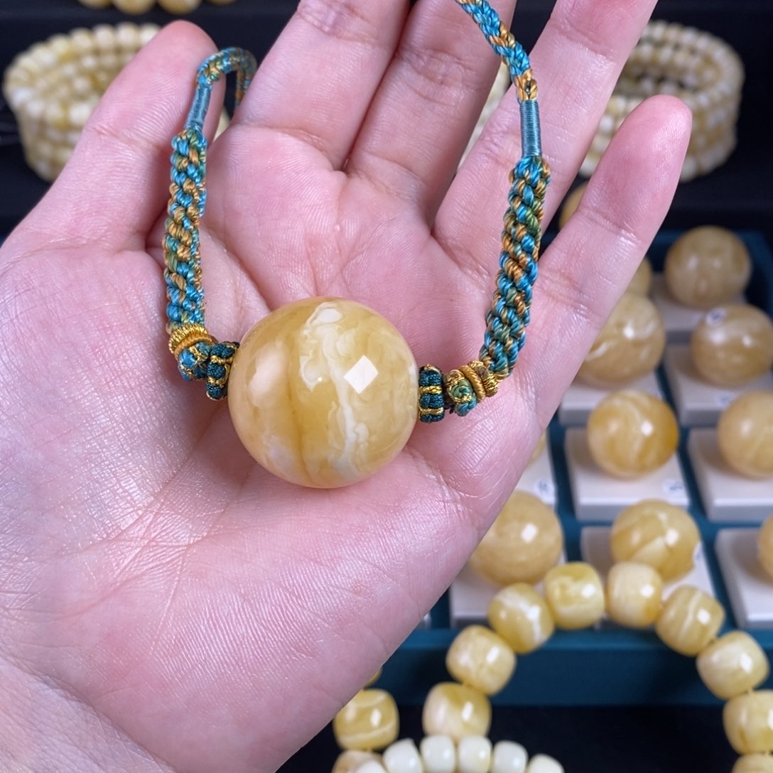 未镶嵌蜜蜡珠宝奇石