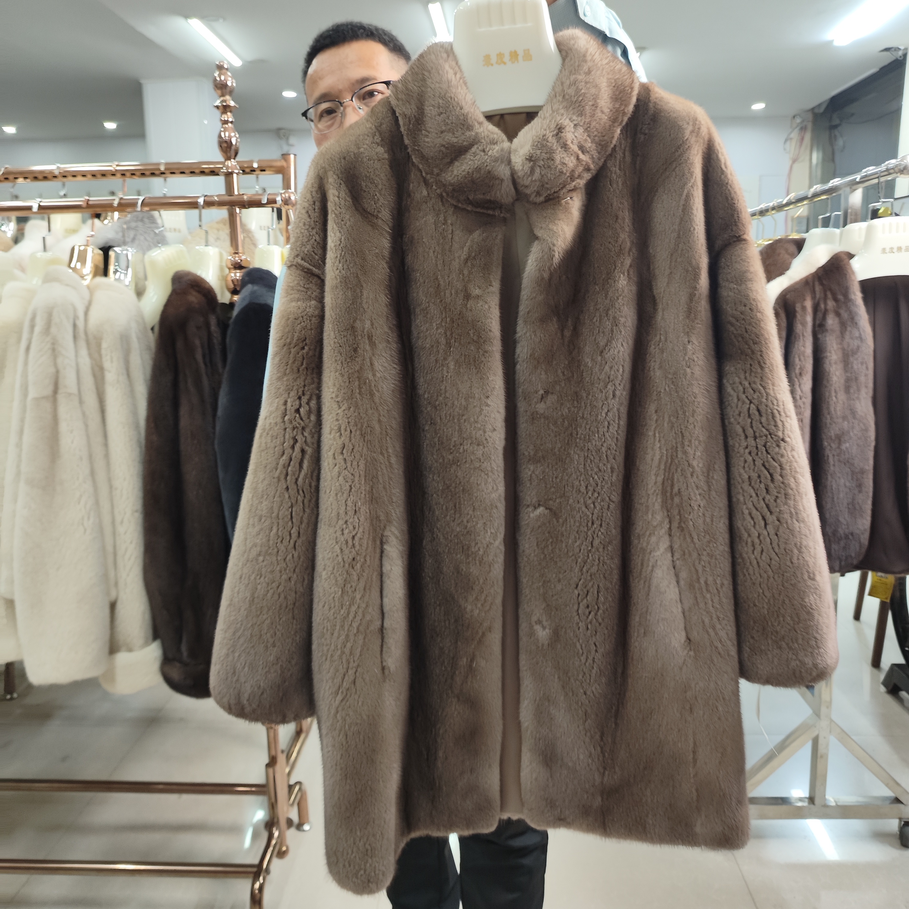 进口天鹅绒立领时尚水貂皮草外套