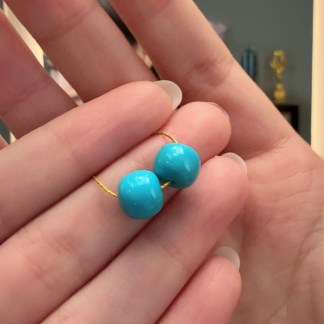 绿松石未镶嵌颈饰