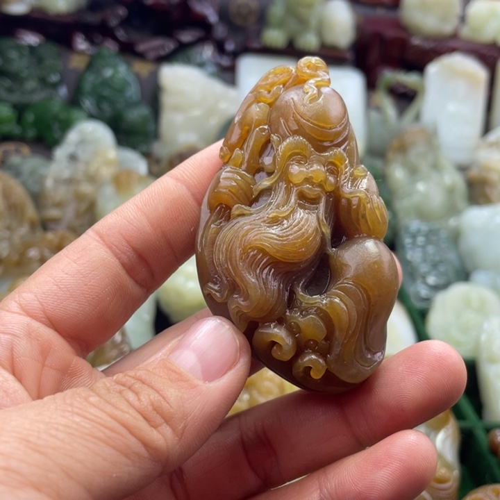 西***雪和田玉（糖玉）未镶嵌颈饰