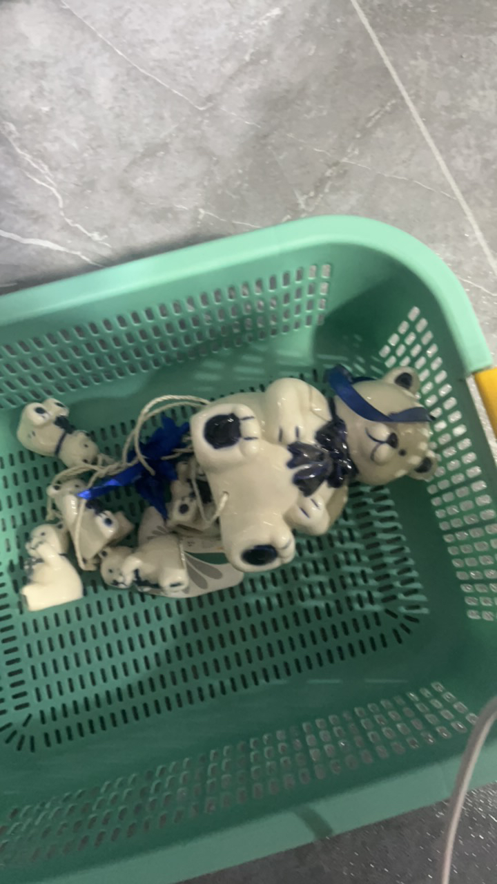 微瑕 小磕 冰裂纹 看好再拍谢谢 二十包邮陶瓷摆件