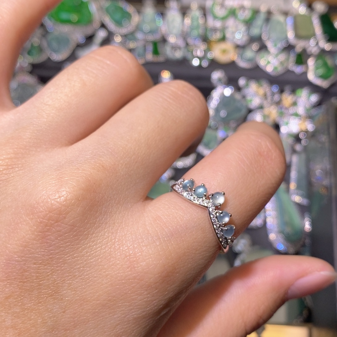 翡翠未镶嵌颈饰天然