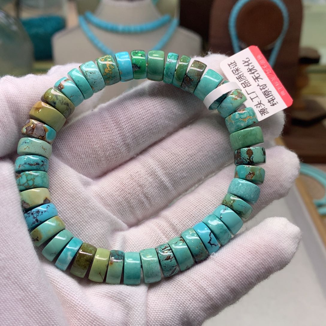 绿松石配饰未镶嵌