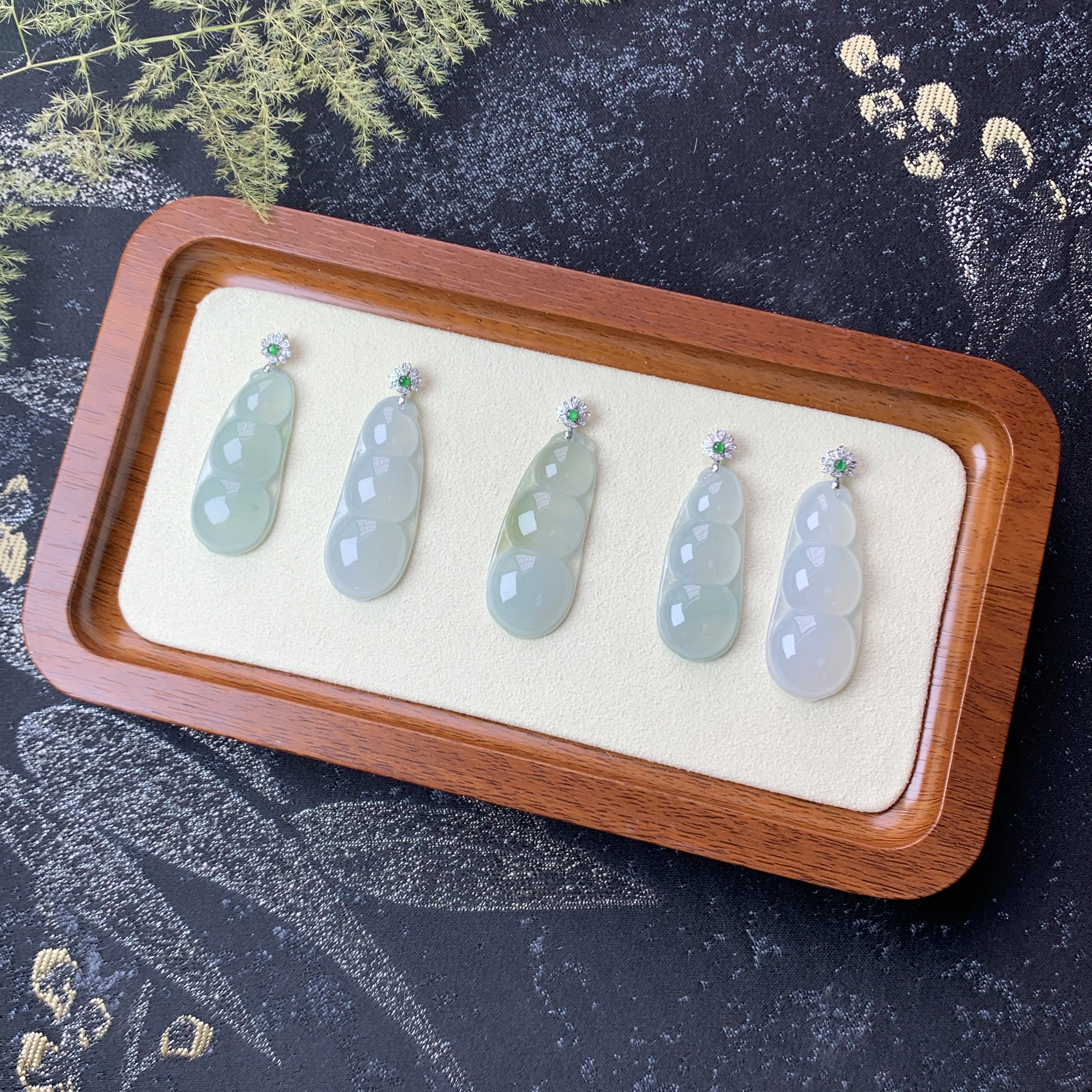 天然A货翡翠XZ- D685-1/豆子 吊坠 挂件（多样性发一）