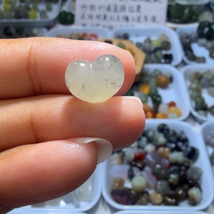 未镶嵌和田玉珠宝半成品