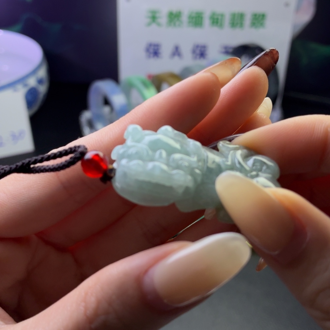 翡翠未镶嵌手链貔貅