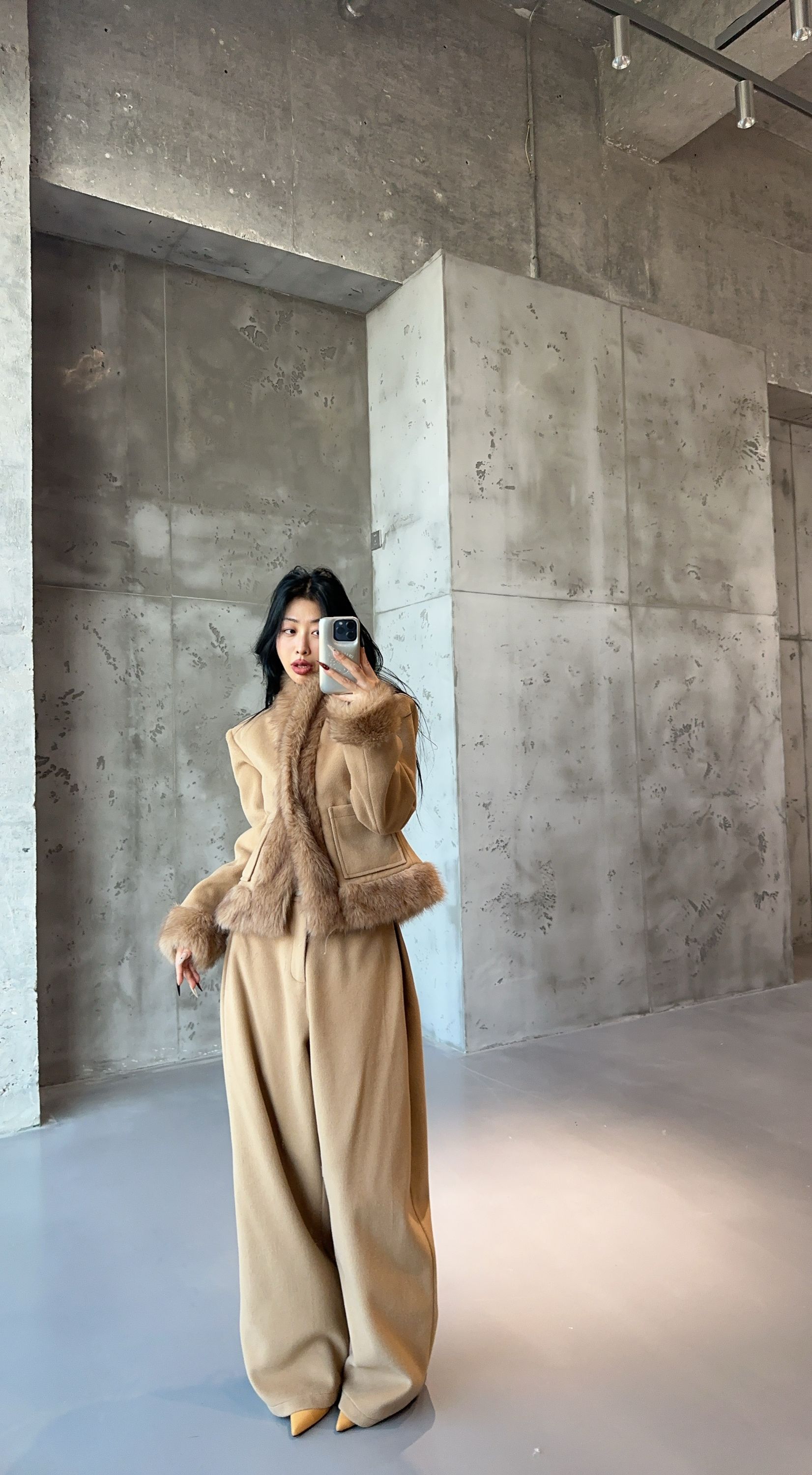 VIVISPLENDID21608#原创欧美风夹棉毛毛收腰显瘦尼料套装