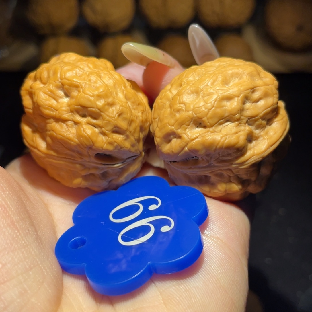 用***9盘龙十八包35尺寸核桃
