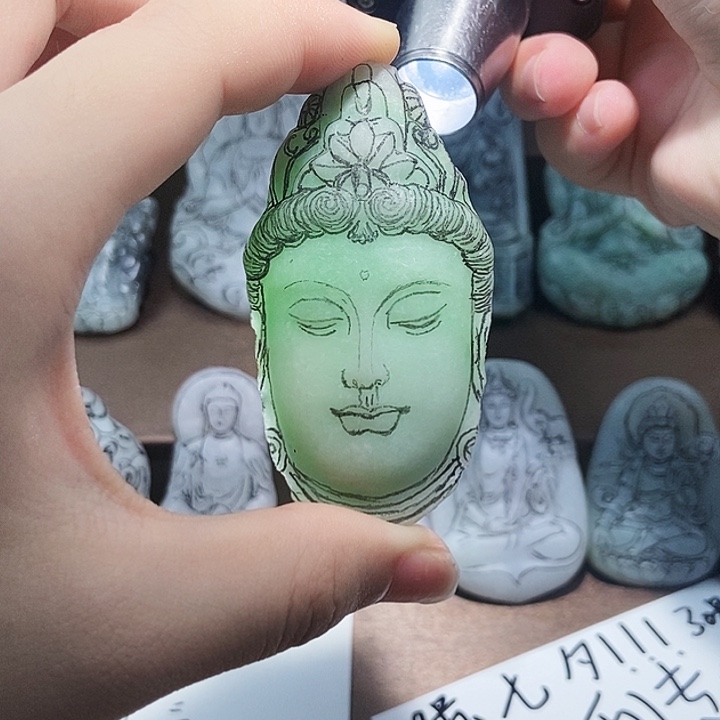 未镶嵌挂件翡翠天然翡翠玉石
