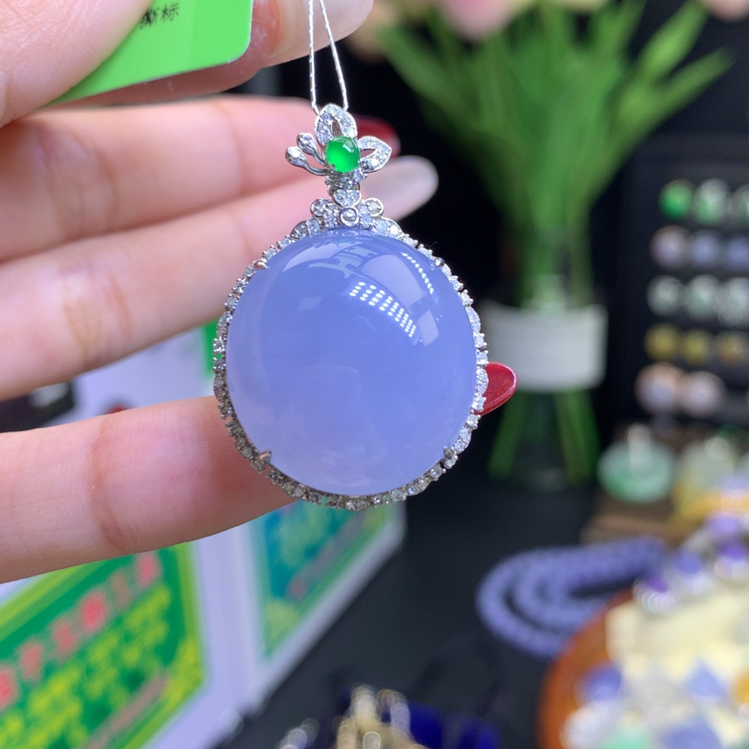 翡翠颈饰18K金镶嵌天然