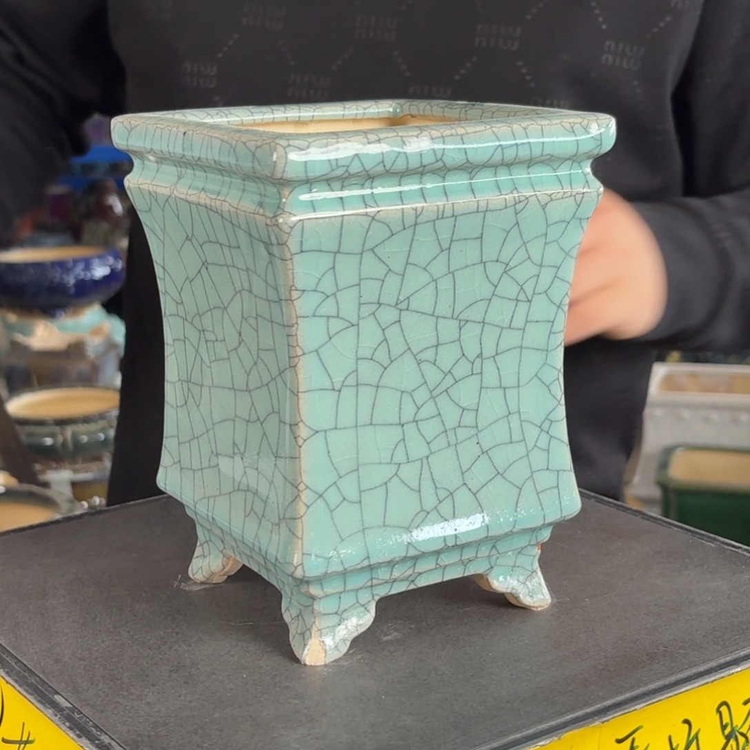 。一风堂石湾花盆 脚磕碰 内10*15