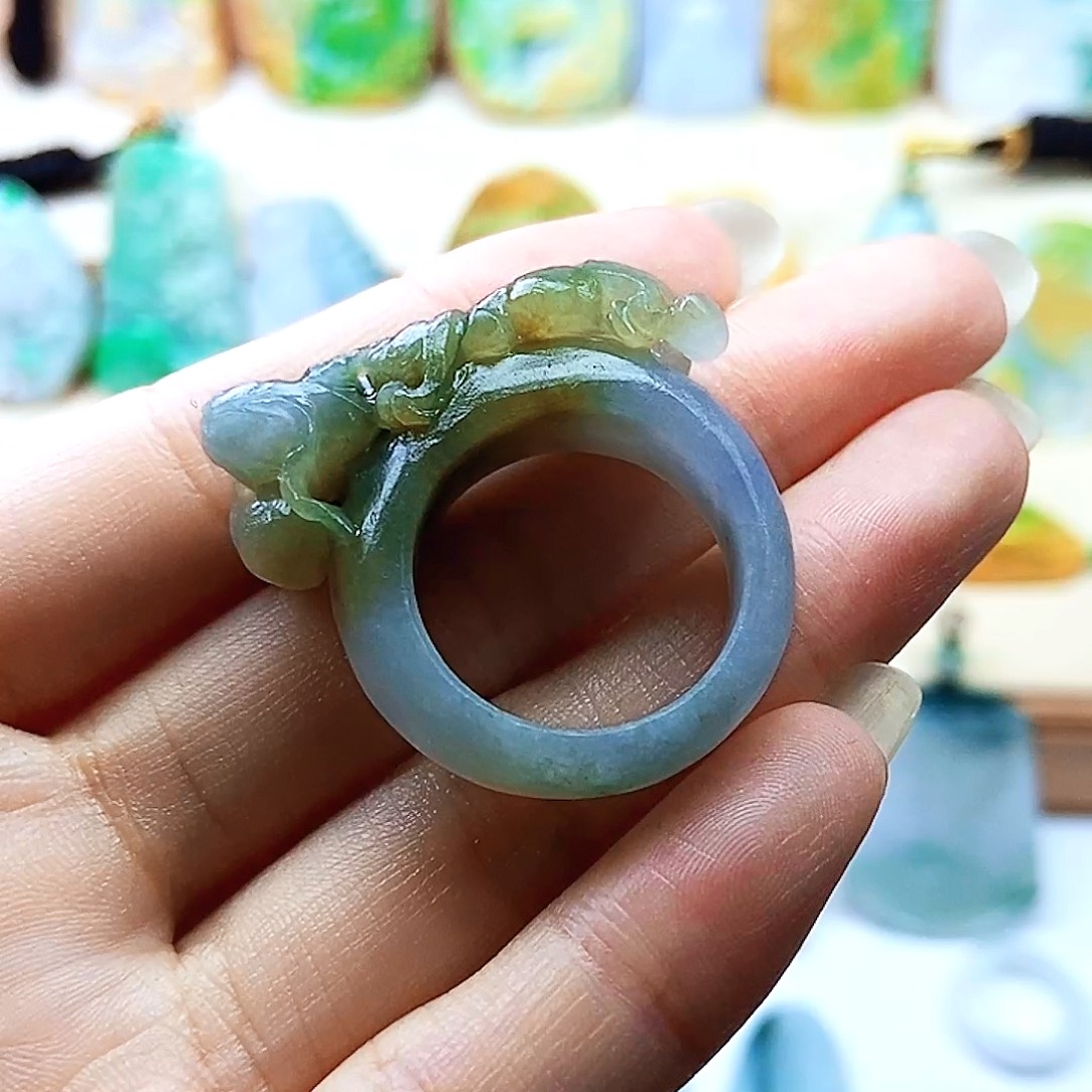 定制翡翠未镶嵌翡翠