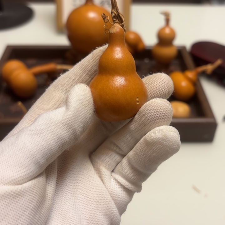 韩***儿天然手捻老皮葫芦