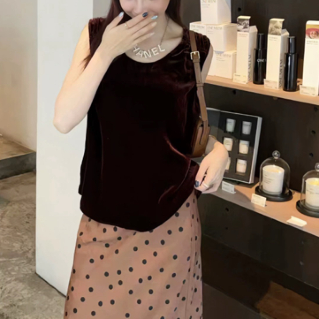 D50176夏季薄款宽松百搭纯色U领丝绒无袖背心