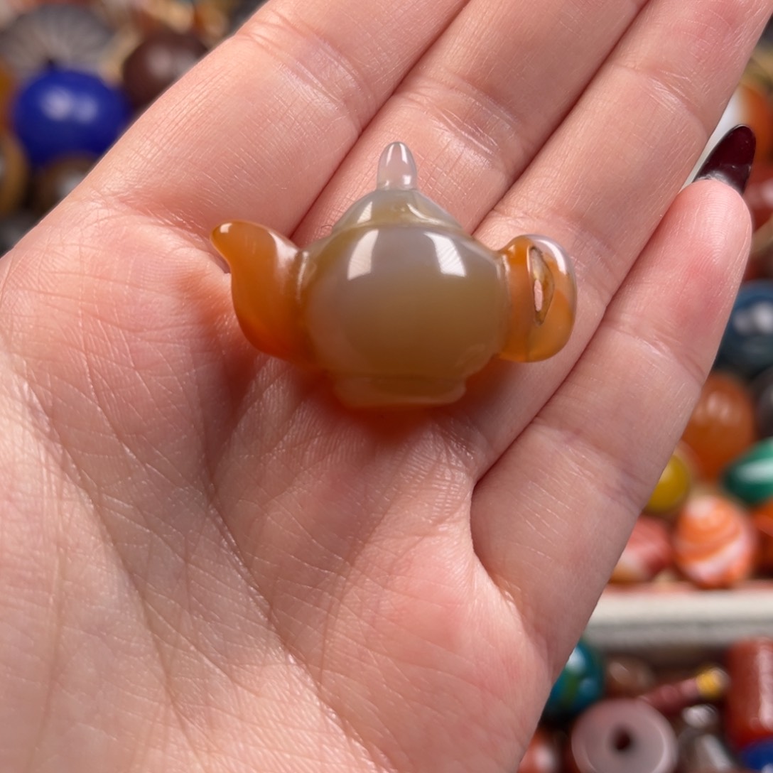 玛瑙/玉髓颈饰未镶嵌