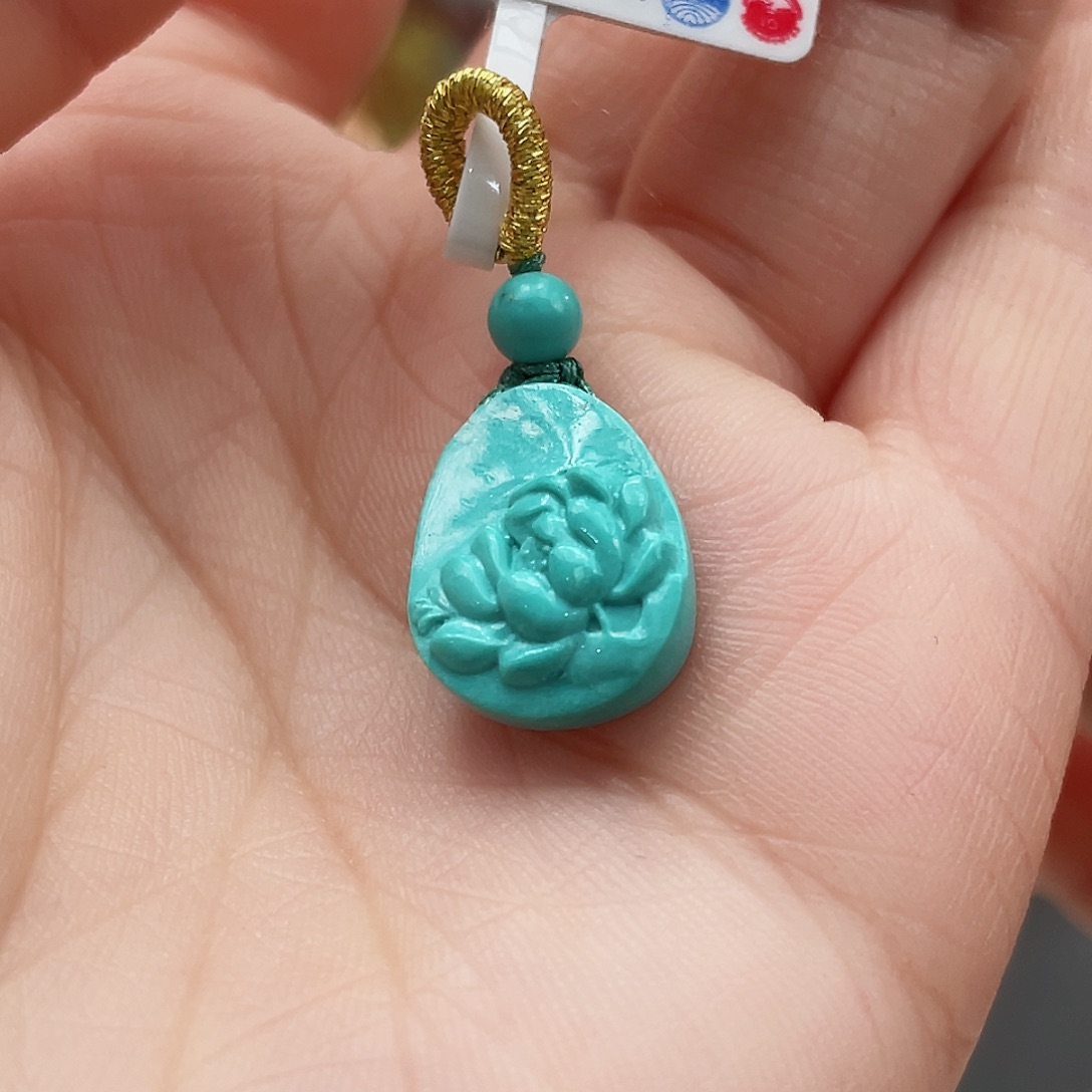 绿松石颈饰未镶嵌