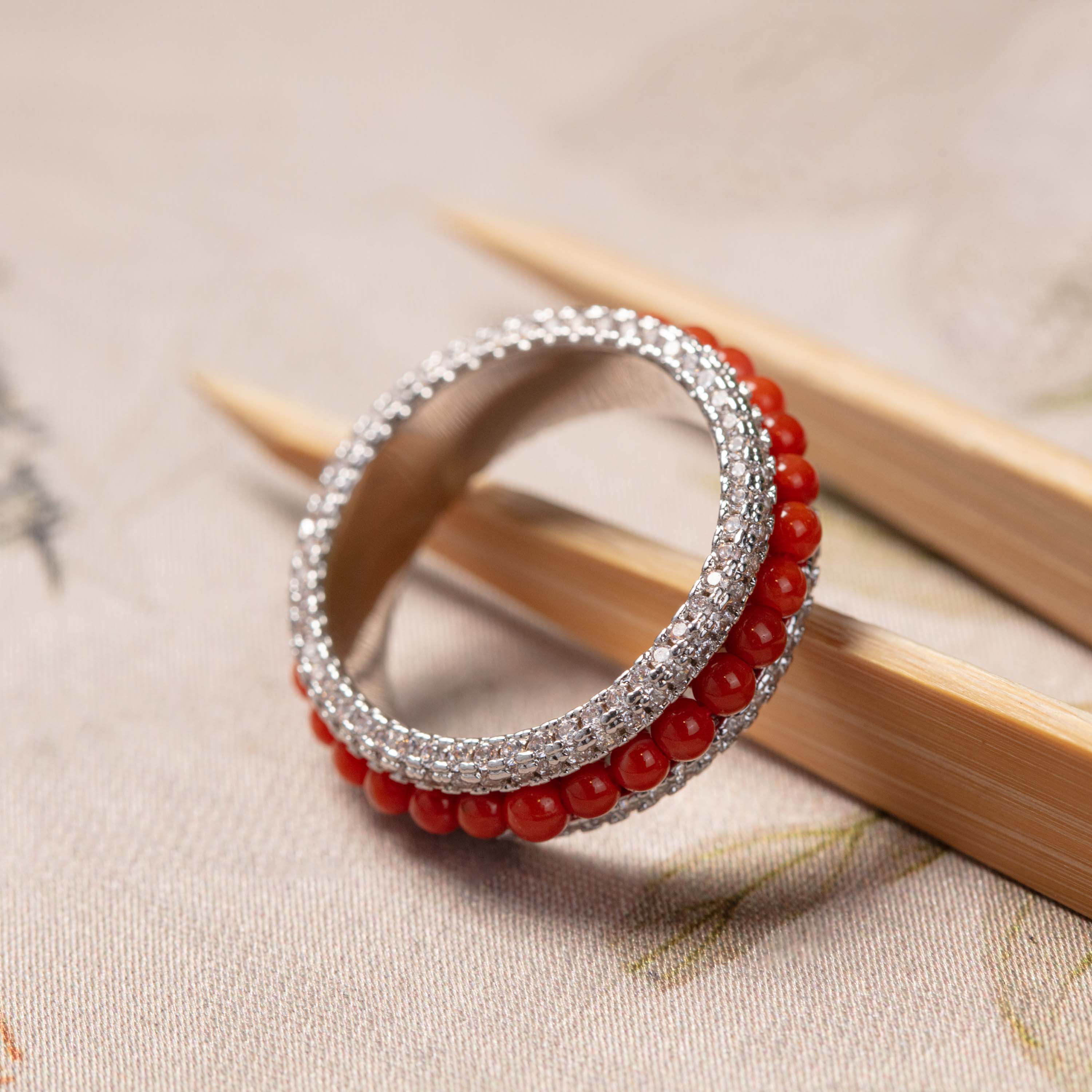 南红玛瑙小米珠戒指多样性发一约2mm#B1591526