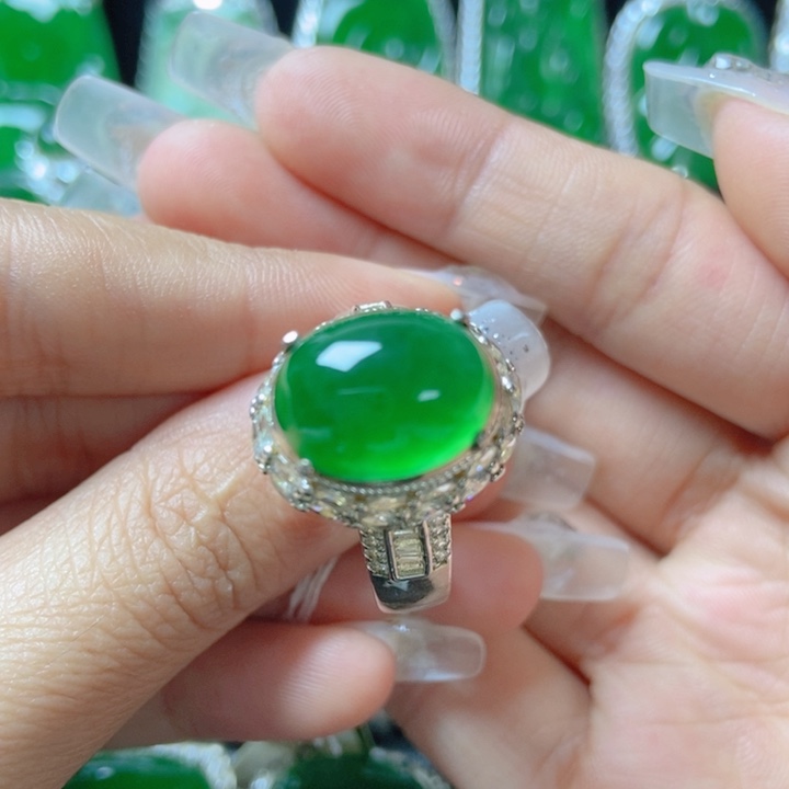 翡翠颈饰未镶嵌1687886 