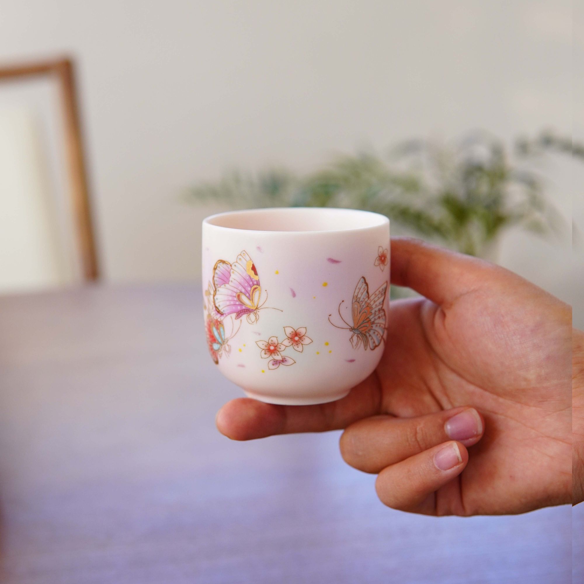 亘古粉汝蝶恋花精美大杯主人杯家用创意描金日式茶具
