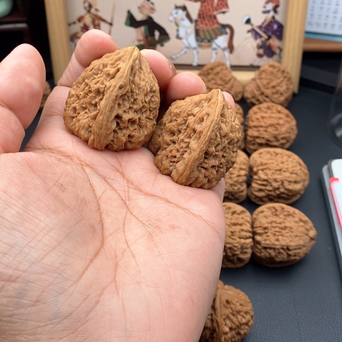 文玩核桃吊坠长**勇好运南将石文玩核桃