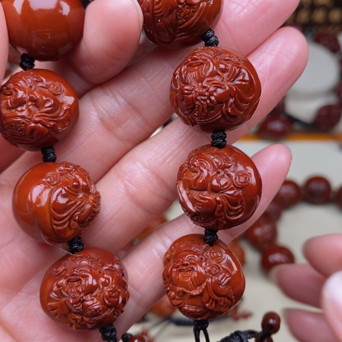 橄榄核吊坠用****8八宝财神