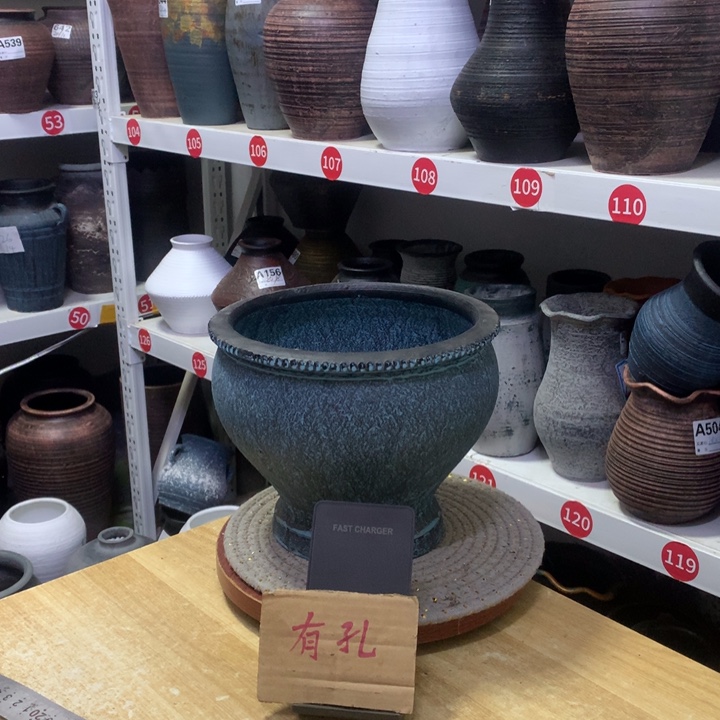 【闪购商品】红陶粗糙盆有孔高17口22