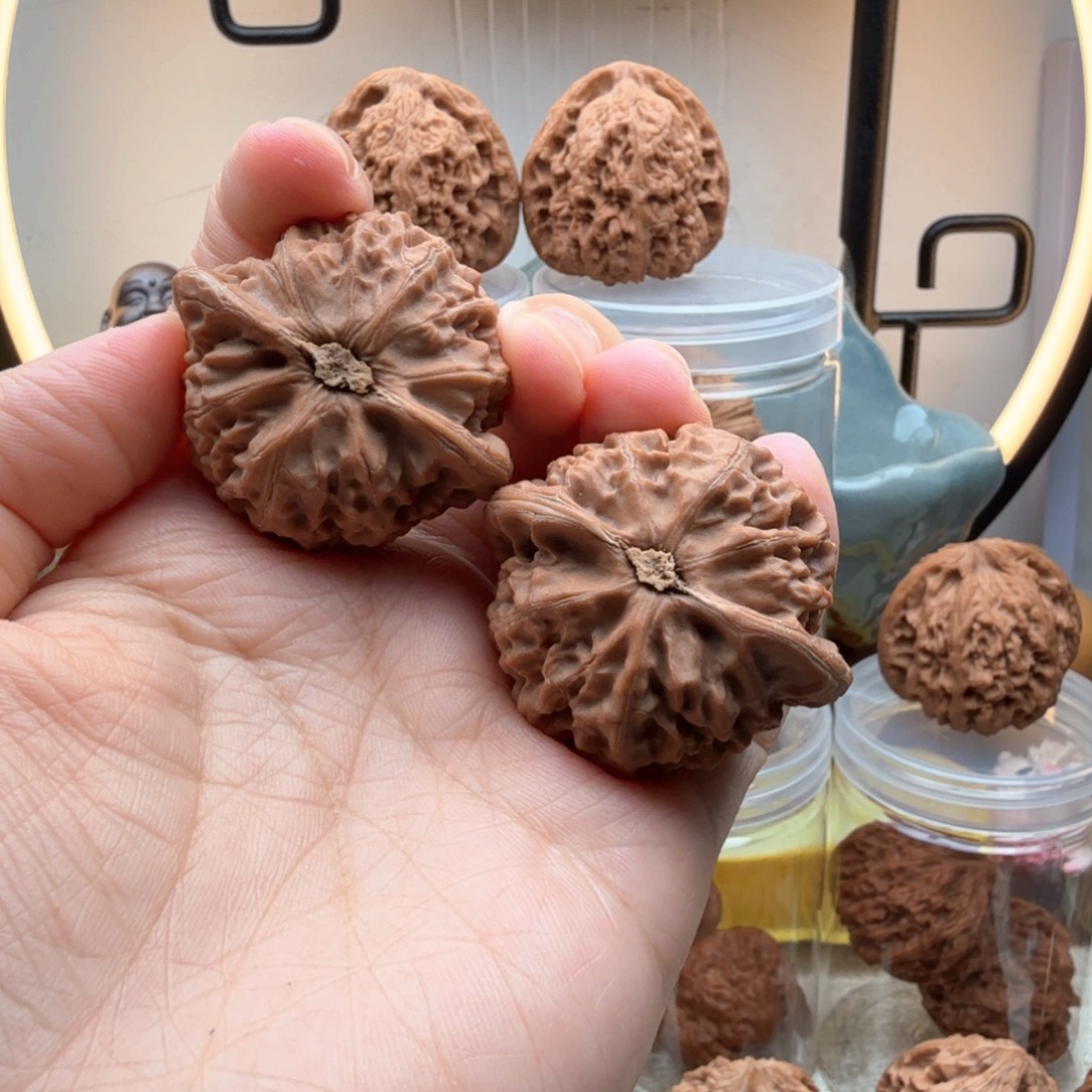 核桃文玩核桃吊坠宫灯42全品