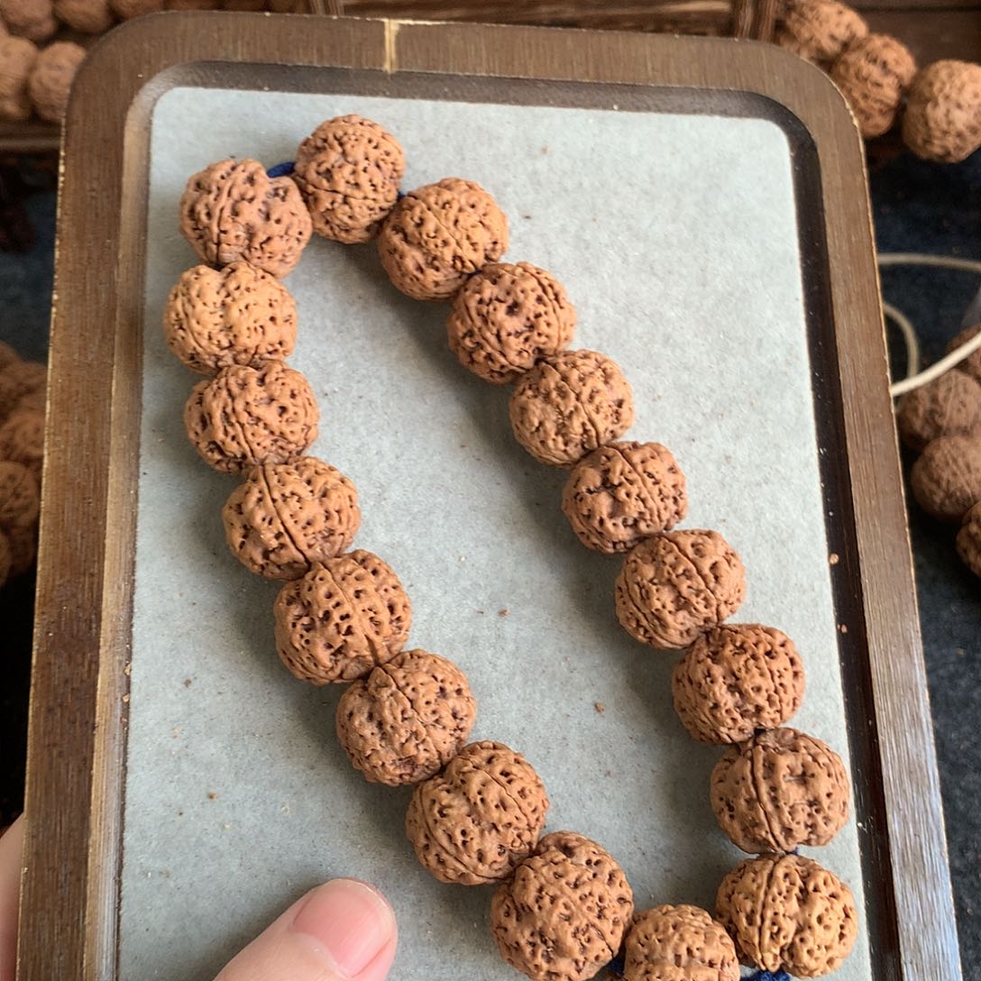 金刚菩提吊坠龙痣梅花超头手持22尺