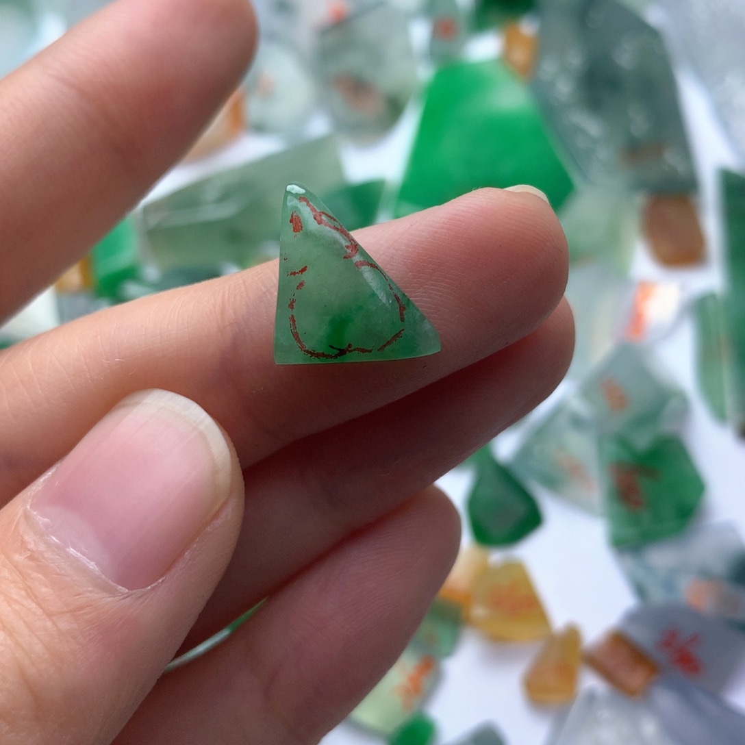定制翡翠未镶嵌缅甸翡翠原石
