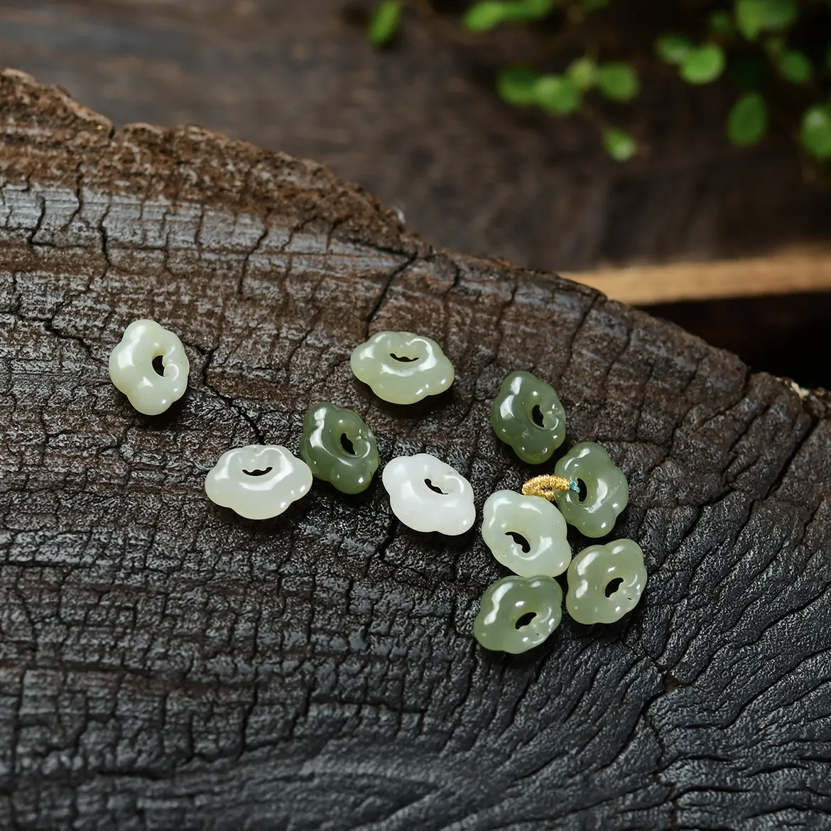 天然和田玉祥云锁吊坠男女通用款 多样性发货拍一发一