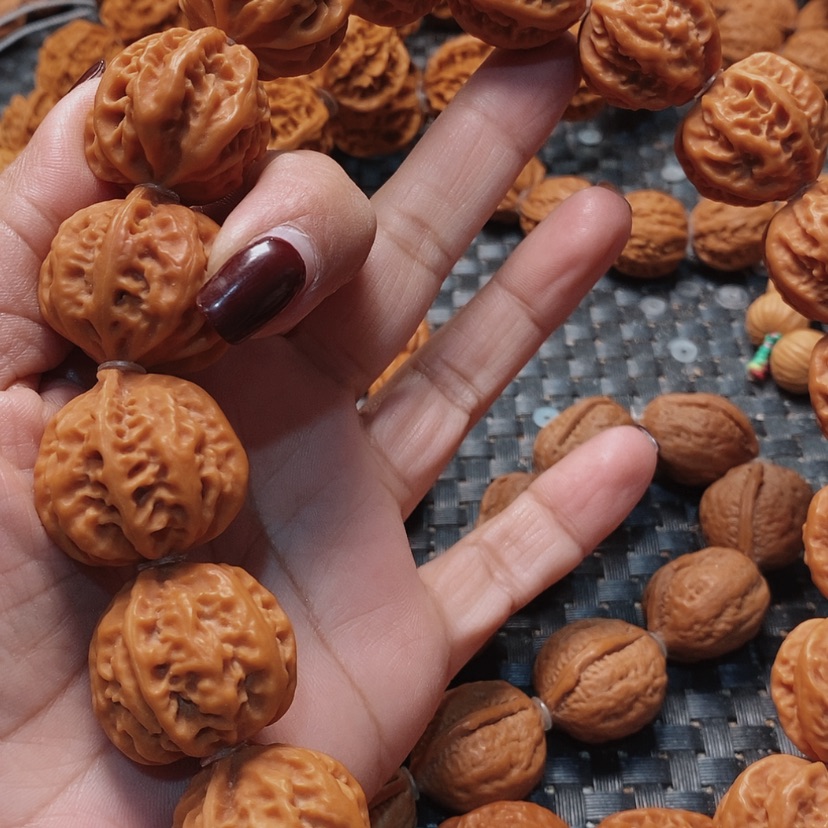 【闪购商品】文玩核桃吊坠一**北龙脊