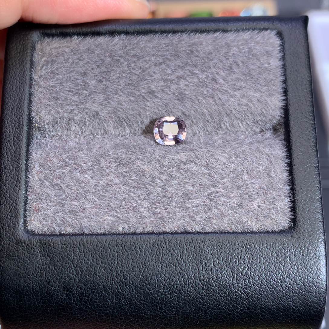 裸石未镶嵌尖晶石0.66ct