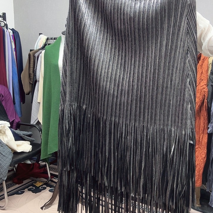 半裙流苏29.9不退不换