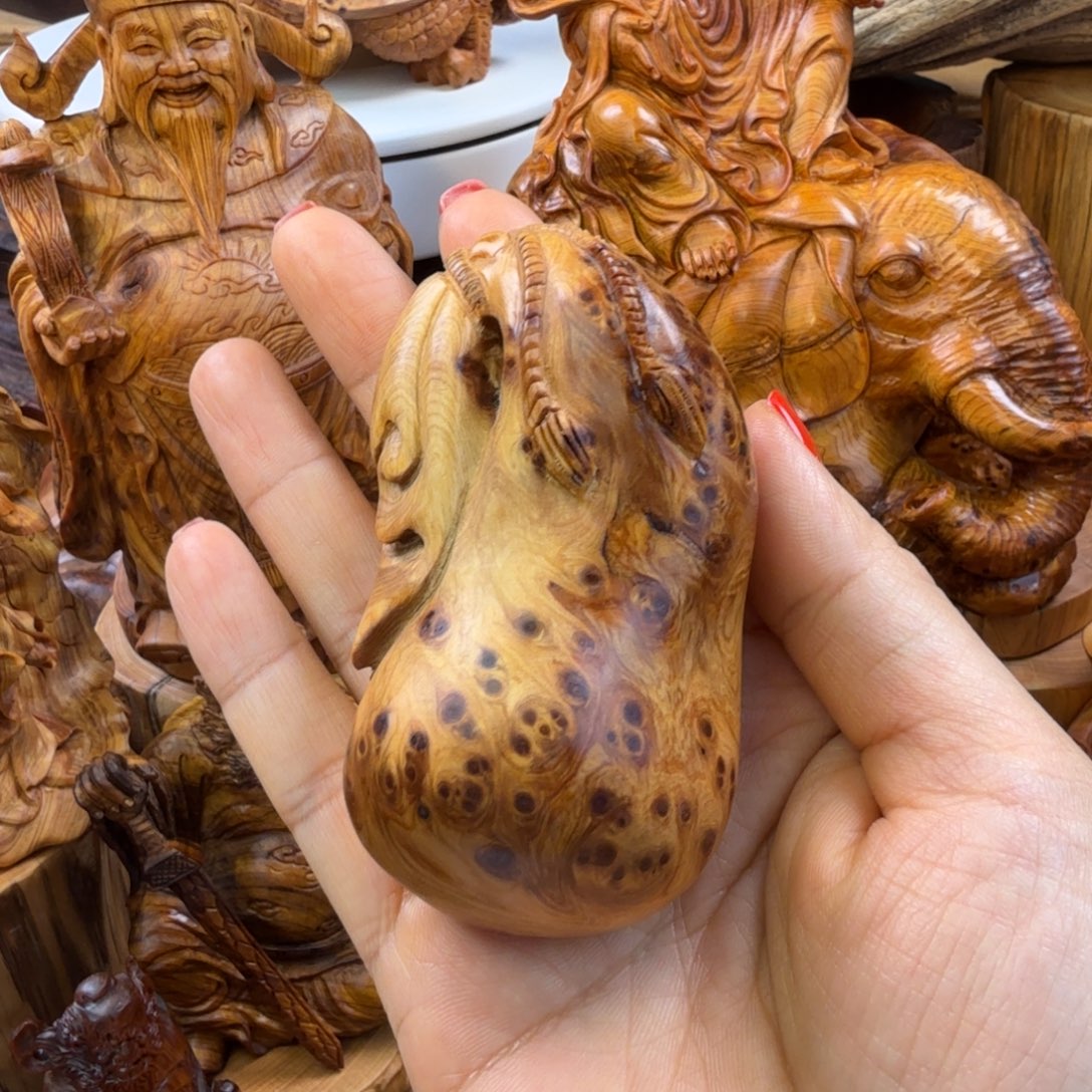 淄***理柏木手工瘤花钱袋