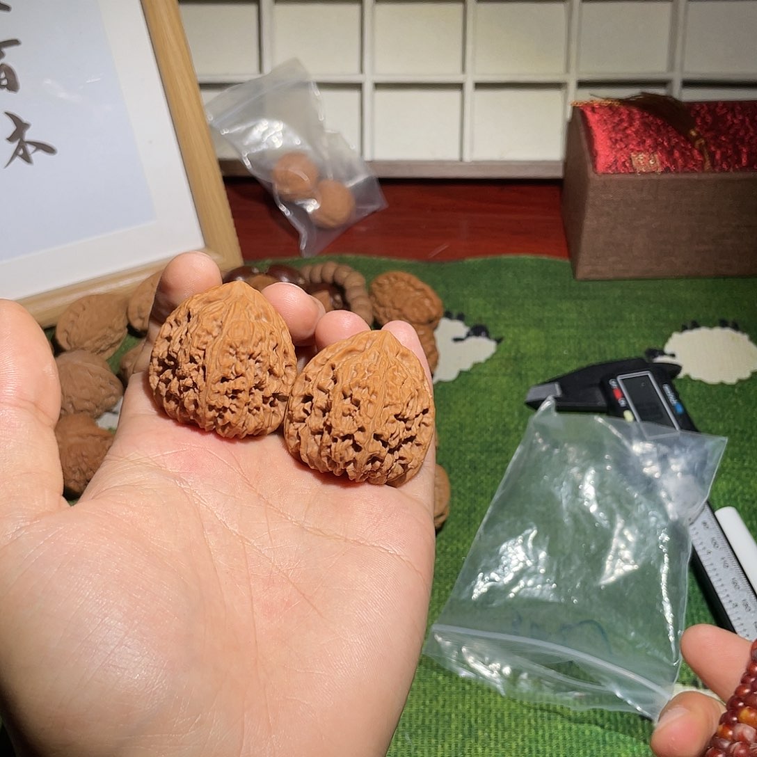 东***解文玩核桃把件38.8全品货头南疆