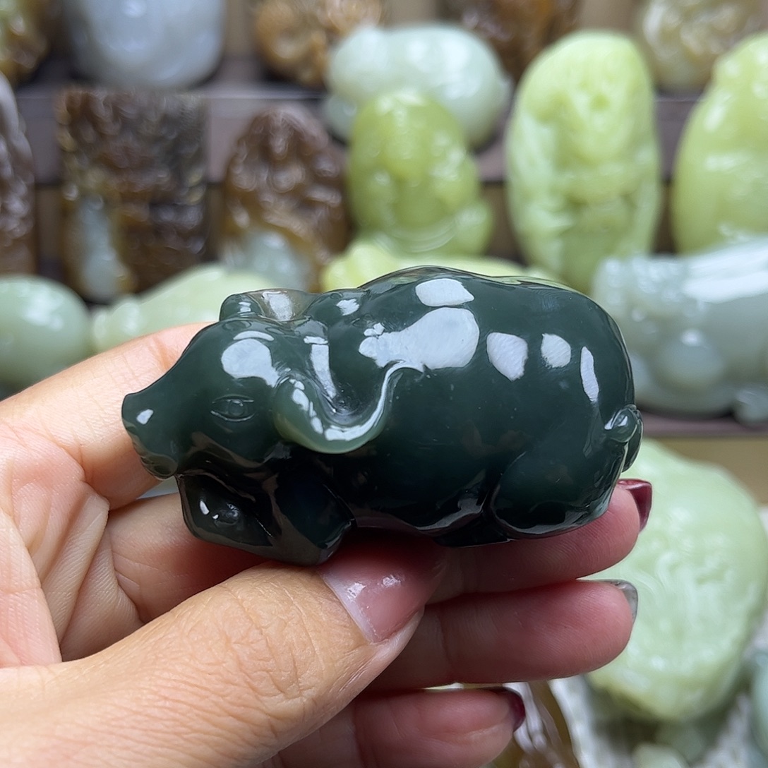 和田玉未镶嵌挂件