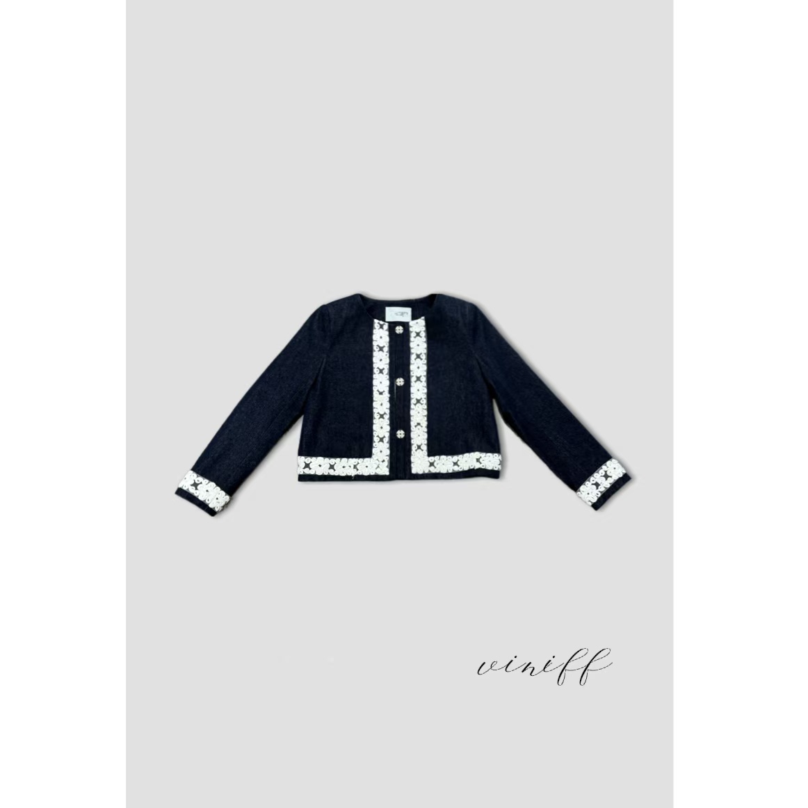 ViniFF薇妮｜ 【反季】 26圆领刺绣长袖外套WA5CQ009